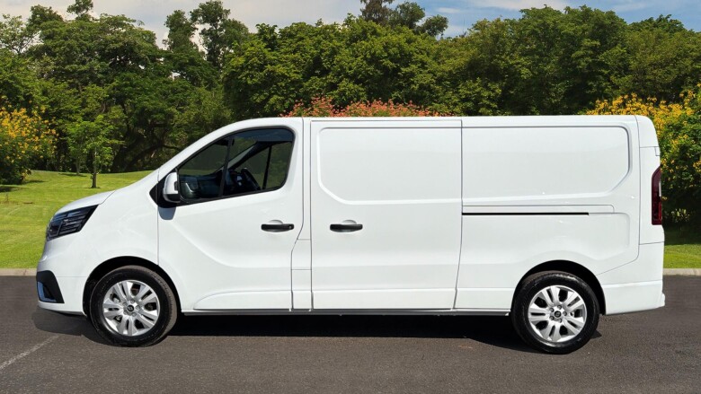 Renault Trafic Lwb Diesel LL30 Blue dCi 150 Extra [Safety] Van